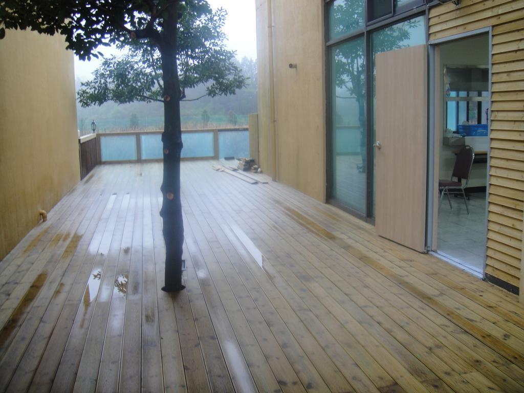 Geomunoreum Hostel Jeju Esterno foto
